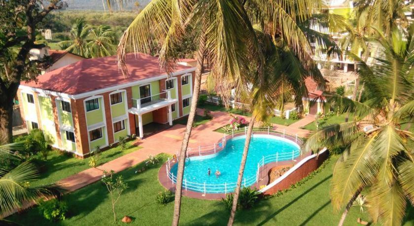 Sun N Sand Apartments, Candolim, Goa Exterior photo